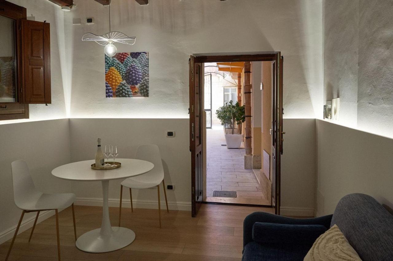 Residence Cortile Merce Trapani Exterior photo