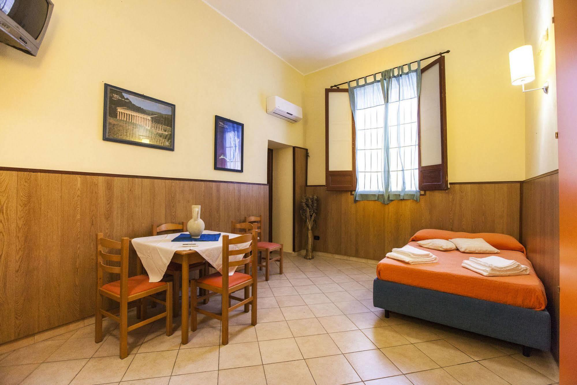 Residence Cortile Merce Trapani Exterior photo