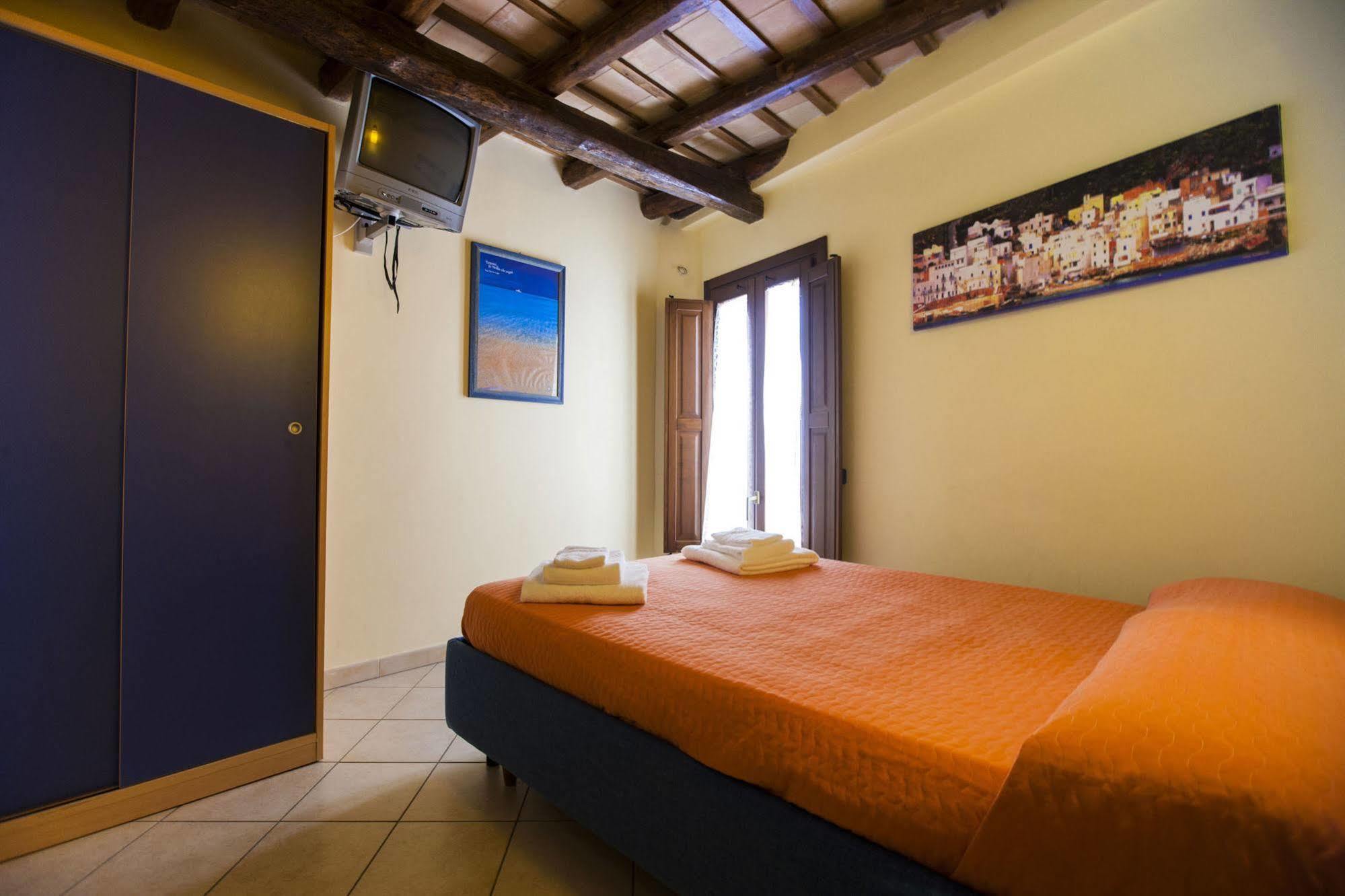 Residence Cortile Merce Trapani Exterior photo